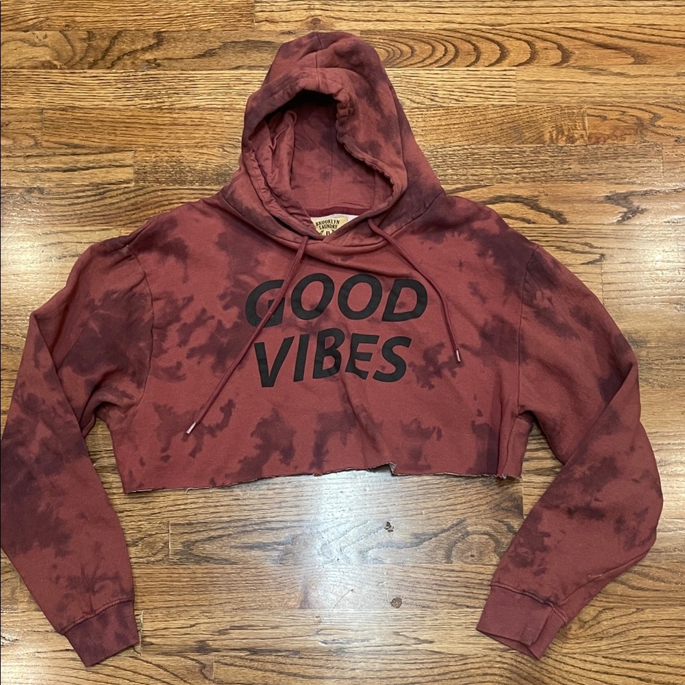 Good Vibes Cropped Hoodie Women’s size XL